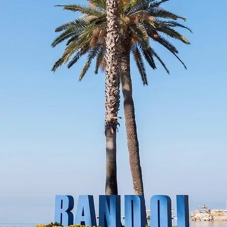 Apartment T1 Bis Climatise / Parking / Proche Des Plages *